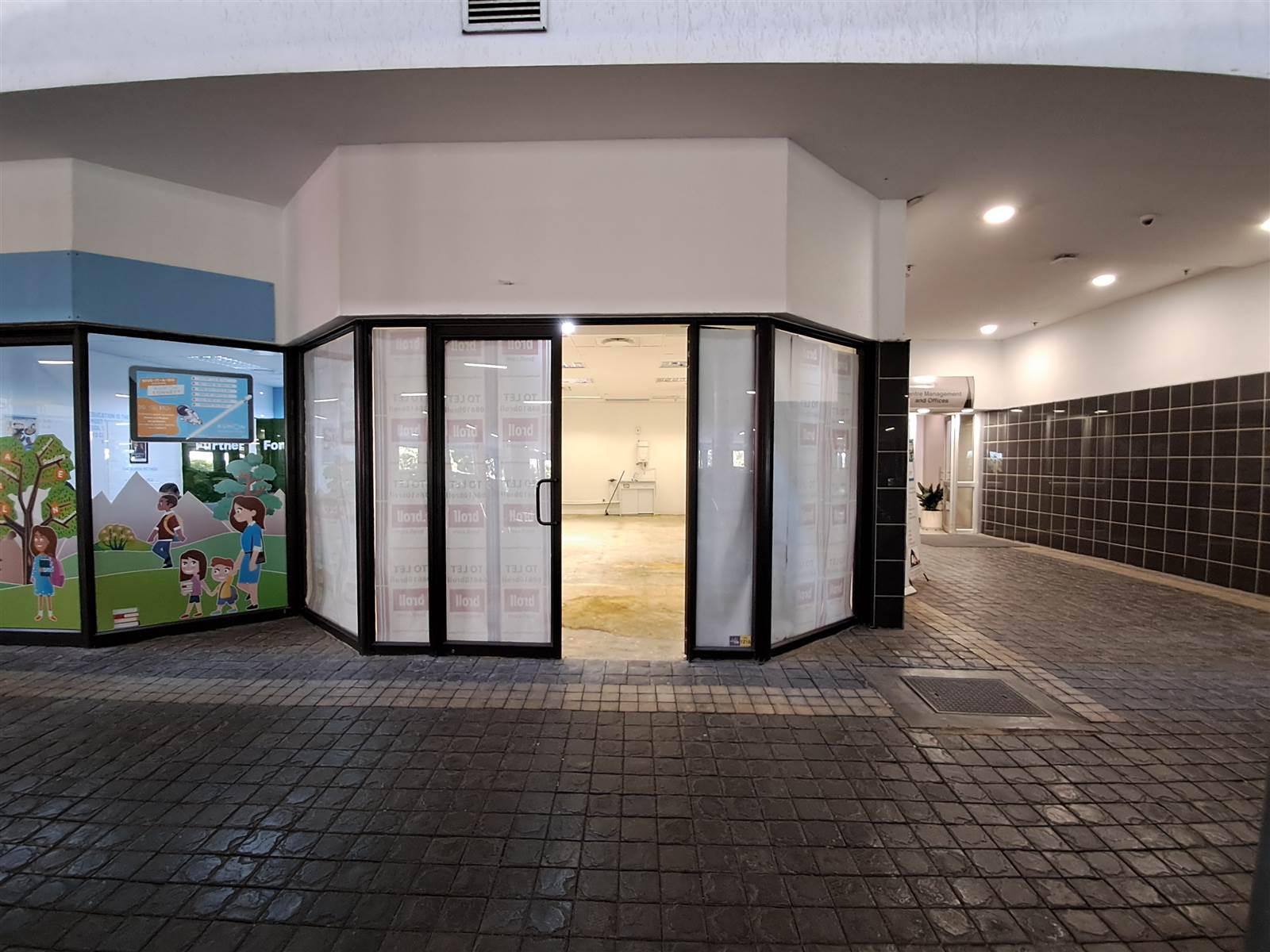 61  m² Retail Space in Randpark Ridge photo number 1