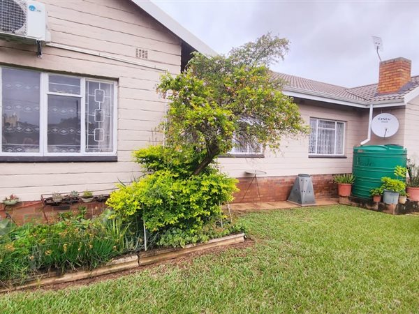 3 Bedroom House 3 Bedroom House