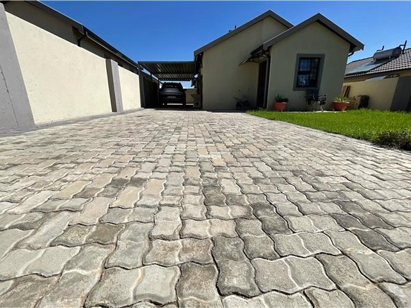 3 Bedroom House 3 Bedroom House