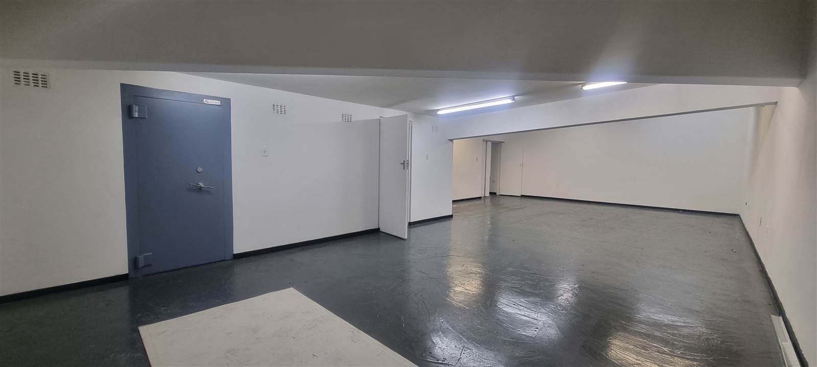 403  m² Commercial space in Stamford Hill photo number 6