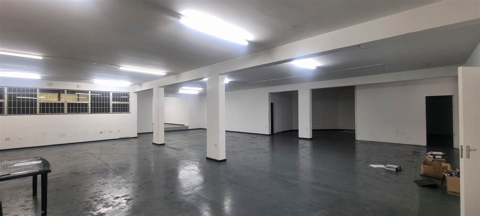 403  m² Commercial space in Stamford Hill photo number 2