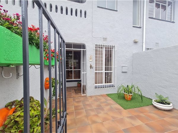 3 Bed Townhouse