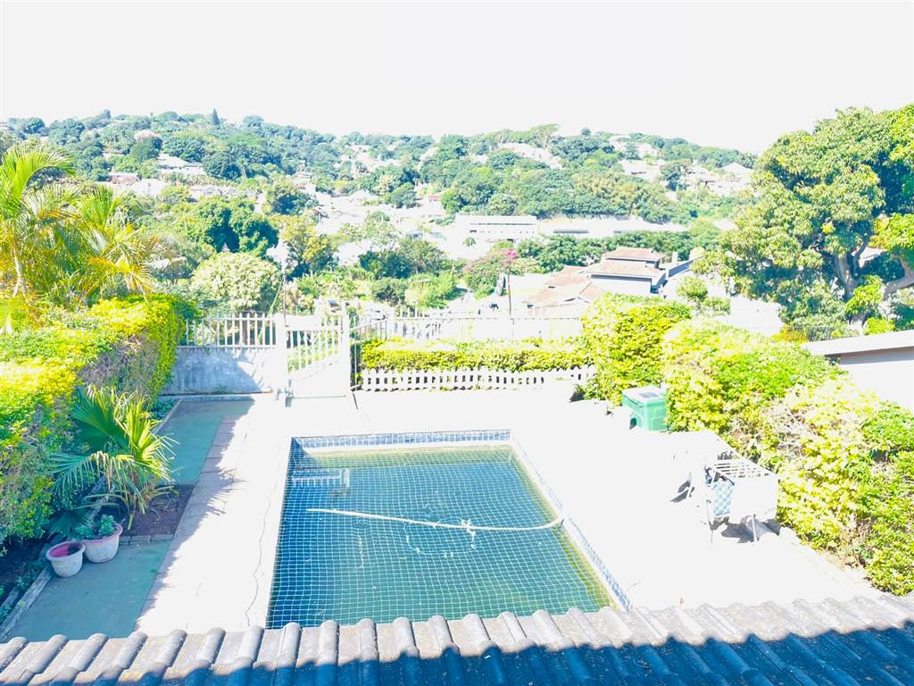 2 Bed House to rent in Greenwood Park RR4091258 Private Property