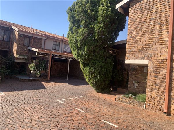 3 Bedroom Duplex