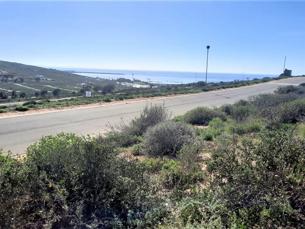 338 m² Land available in St Helena Views
