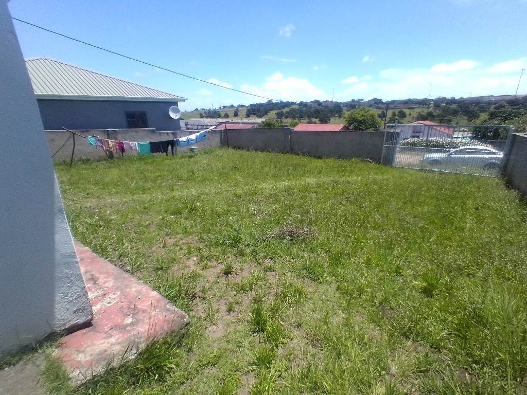 2 Bed House in Butterworth photo number 4