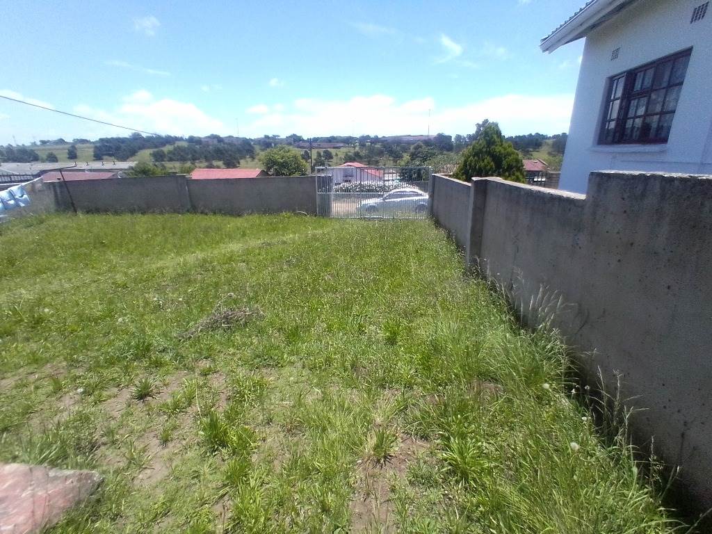 2 Bed House in Butterworth photo number 5