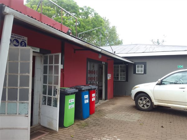 327 m² Commercial space 327 m² Commercial space