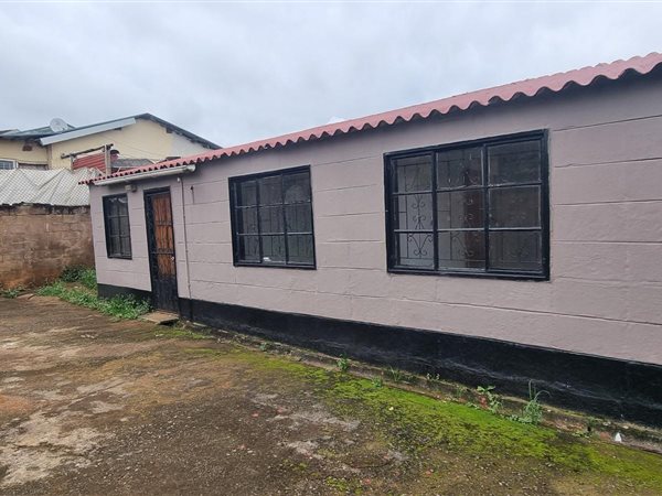 2 Bedroom House 2 Bedroom House