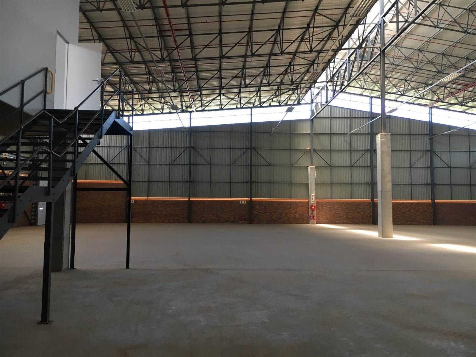 3277  m² Industrial space in Pomona AH photo number 17