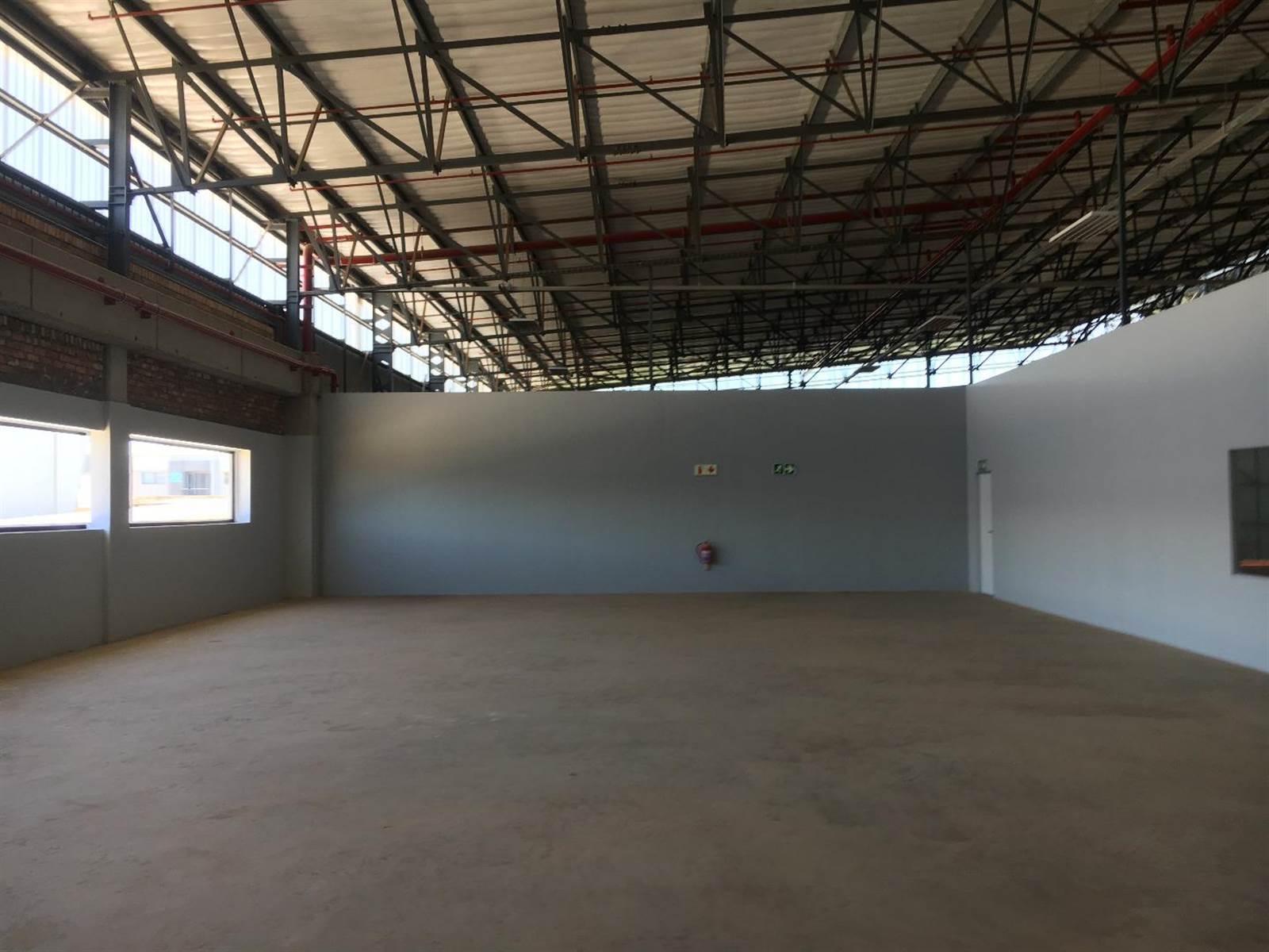 3277  m² Industrial space in Pomona AH photo number 5