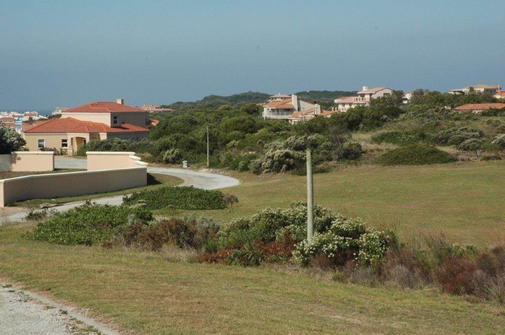 752 m² Land available in St Francis Bay photo number 10
