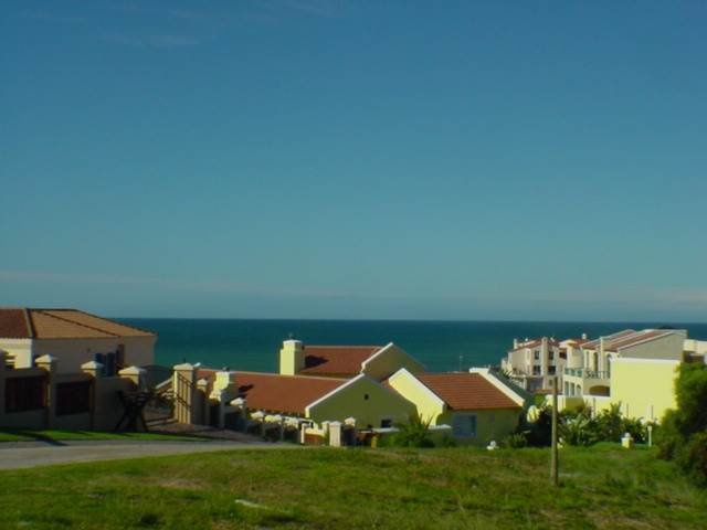 752 m² Land available in St Francis Bay photo number 12
