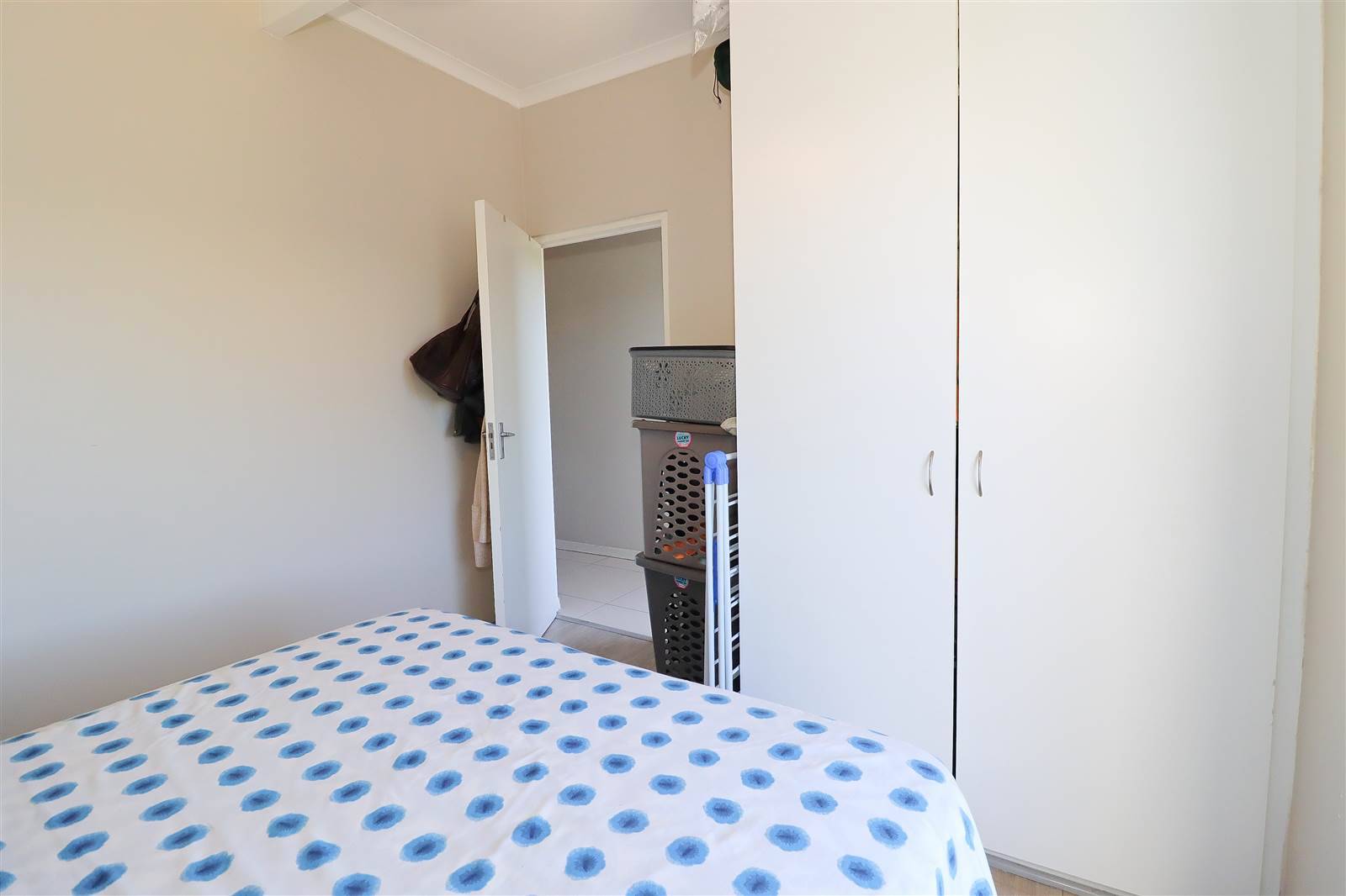 2 Bed Apartment in Bellville Central photo number 14