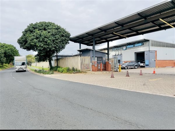 536  m² Commercial space in Mt Edgecombe
