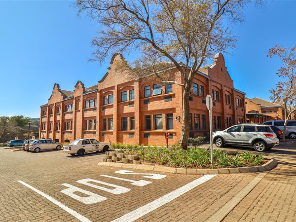 120.6 m² Office Space 120.6 m² Office Space