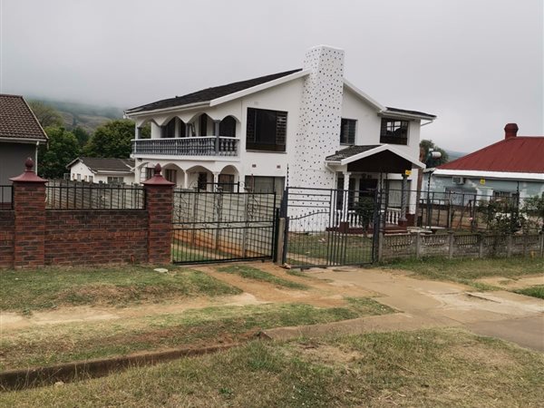 5 Bedroom House 5 Bedroom House