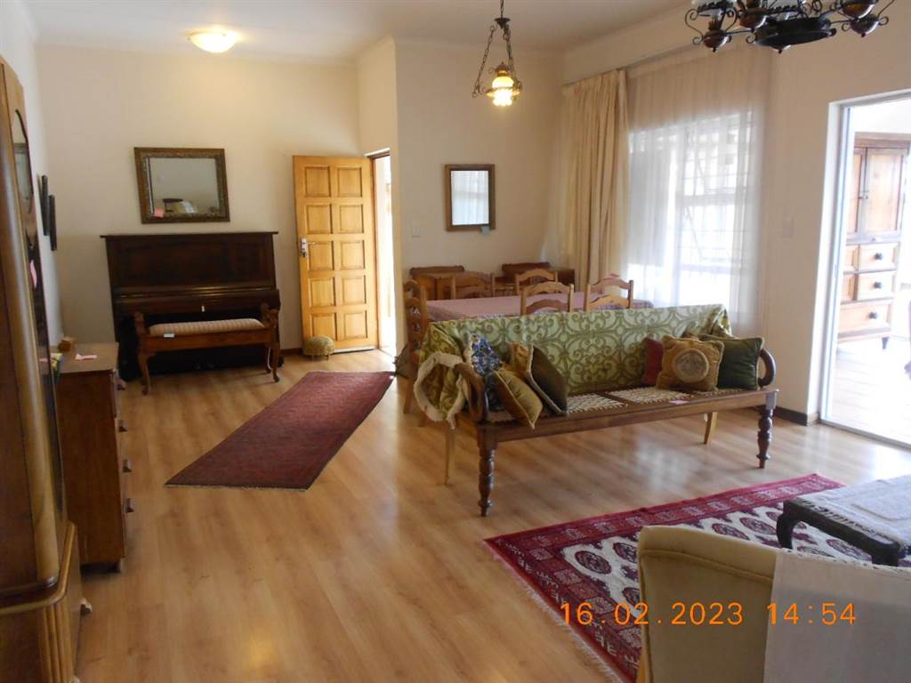 4 Bed House in Rietvalleirand photo number 12