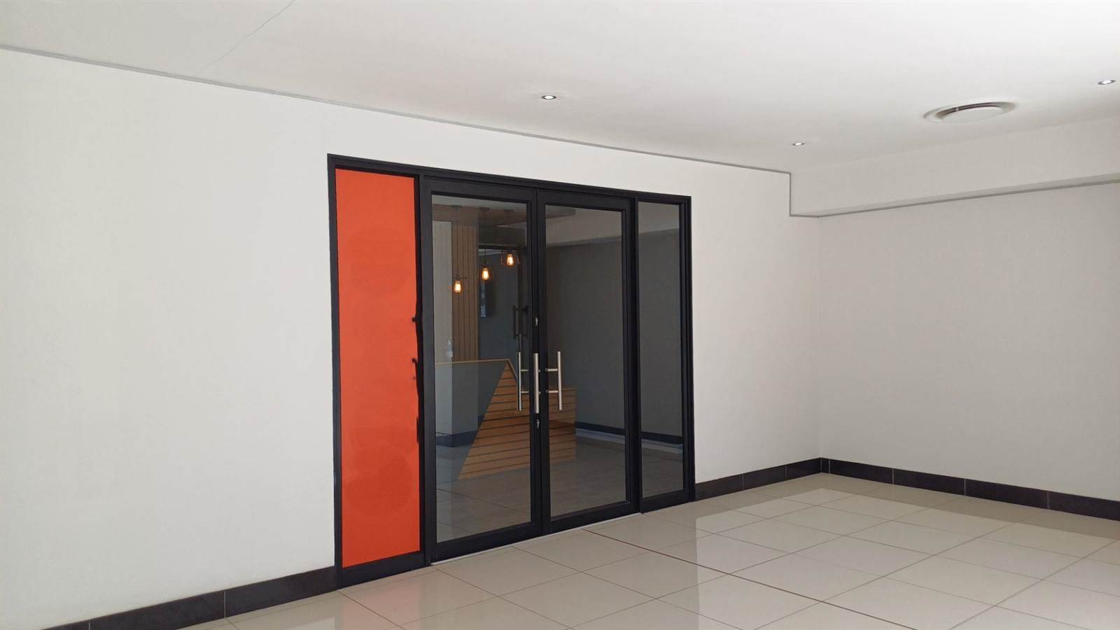 419  m² Commercial space in Bryanston photo number 3