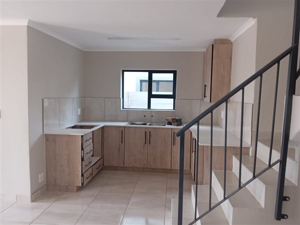 3 Bedroom Townhouse 3 Bedroom Townhouse