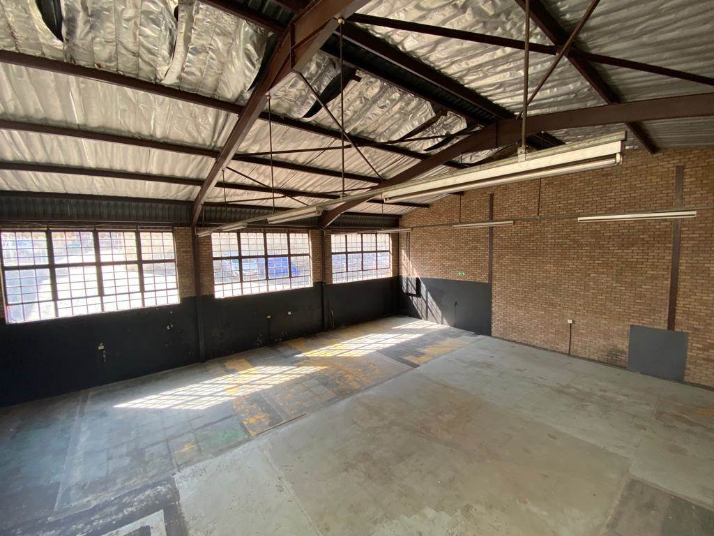 272  m² Industrial space in Industria North photo number 5