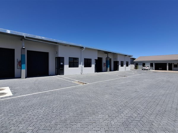 110  m² Industrial space