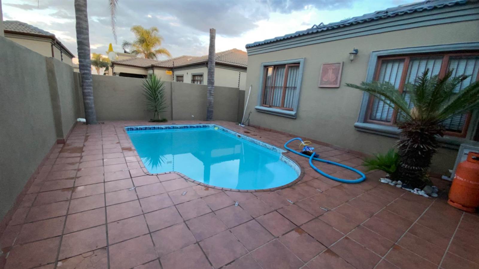 4 Bed Townhouse in Boksburg Central photo number 9