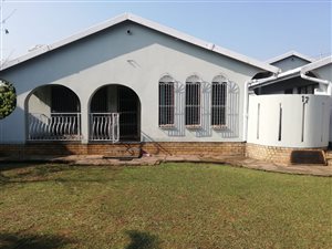 5 Bed House in Temple Valley