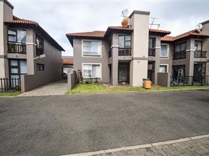 2 Bed Townhouse in Van Dyk Park