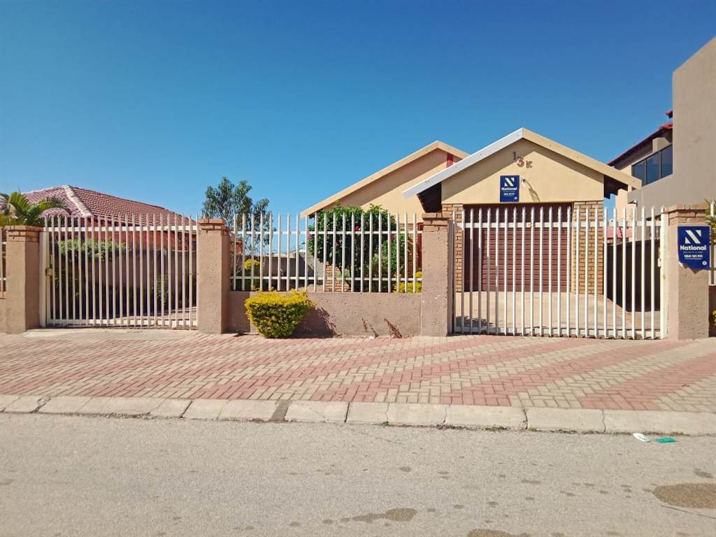 2 Bed House in Seshego photo number 26