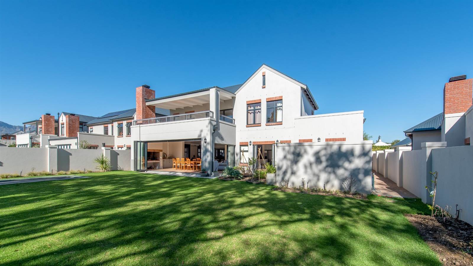 5 Bed House in Paarl photo number 3