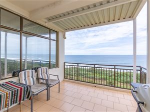 3 Bed Apartment in Amanzimtoti