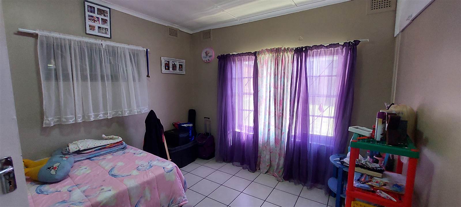 4 Bed House in Uvongo photo number 18
