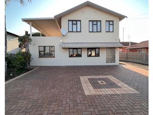 4 Bed House in Croftdene