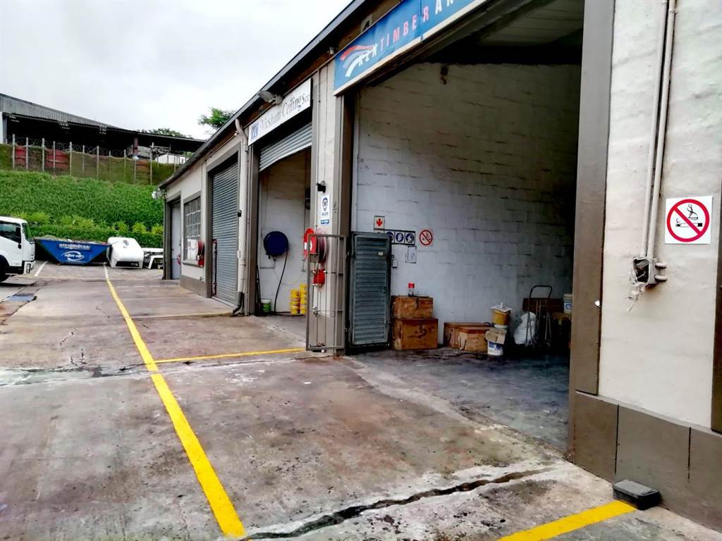 193  m² Industrial space in New Germany photo number 1
