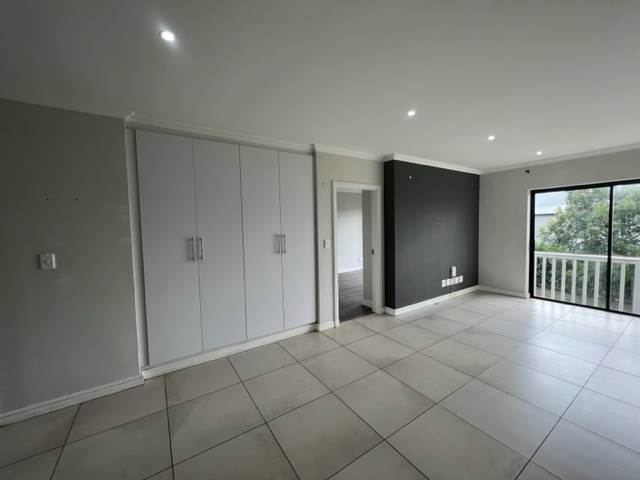 2 Bed Apartment in Emberton Estate photo number 23