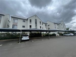 2 Bed Apartment in Emberton Estate