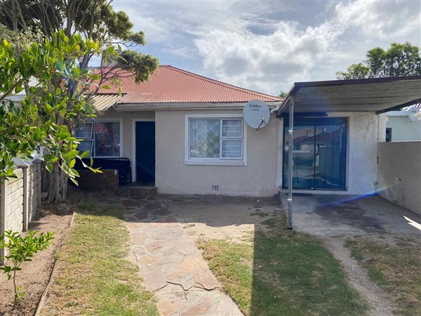 2 Bedroom House 2 Bedroom House