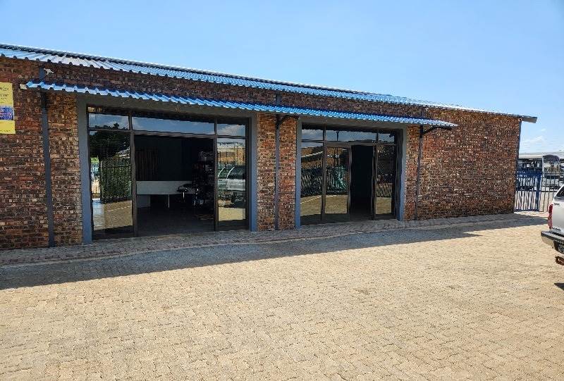 120  m² Commercial space in Northam photo number 1