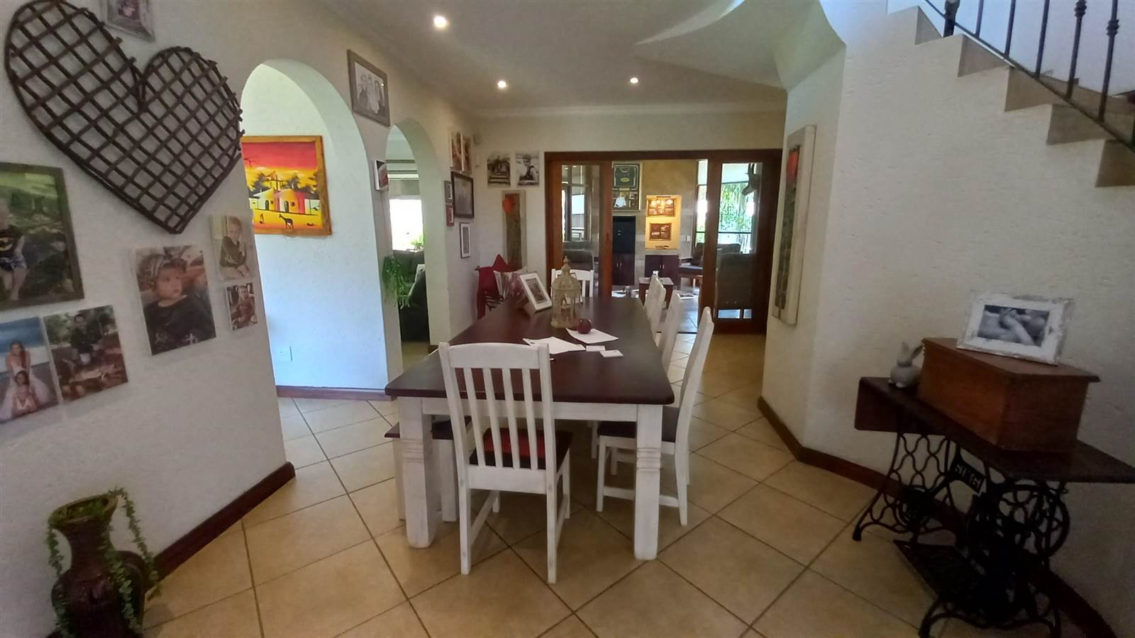 4 Bed House in Ruimsig Country Estate photo number 5