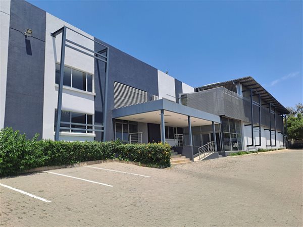 5410  m² Industrial space in Glen Austin