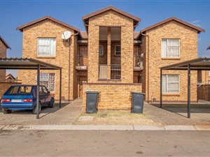 2 Bed Apartment in Honey Park
