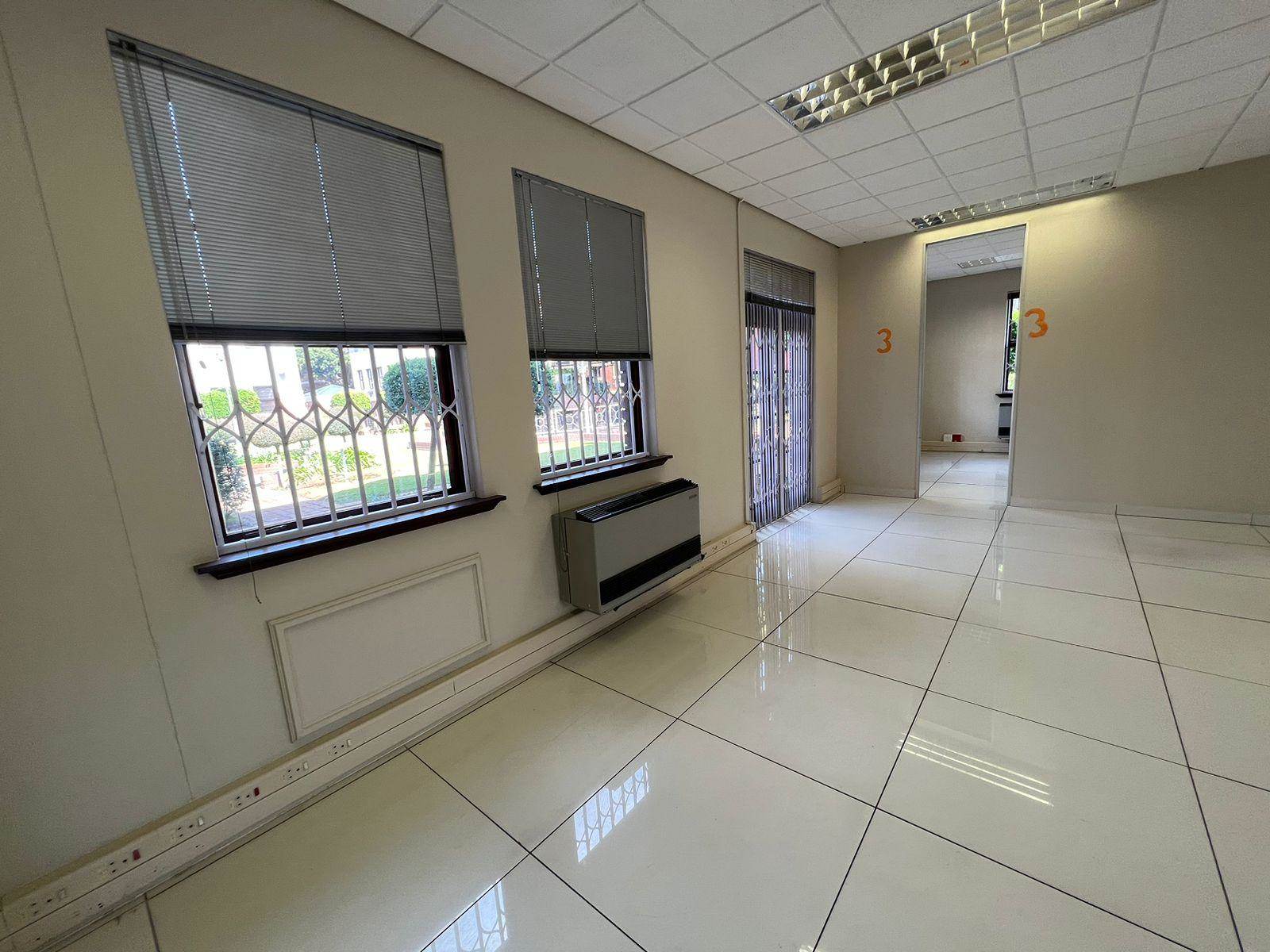 771  m² Commercial space in Rivonia photo number 14