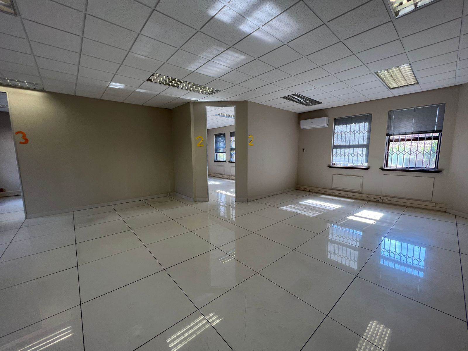 771  m² Commercial space in Rivonia photo number 15