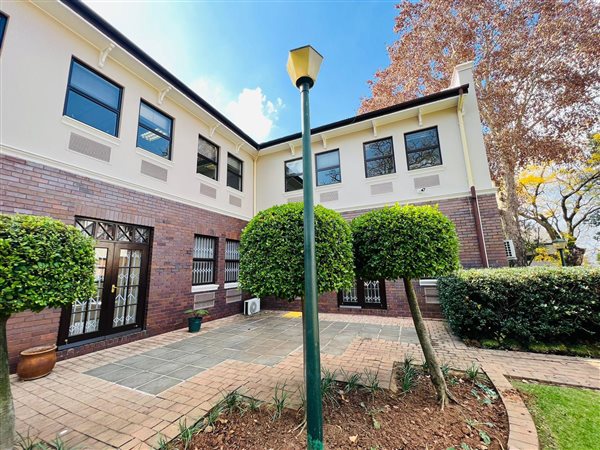 771  m² Commercial space in Rivonia