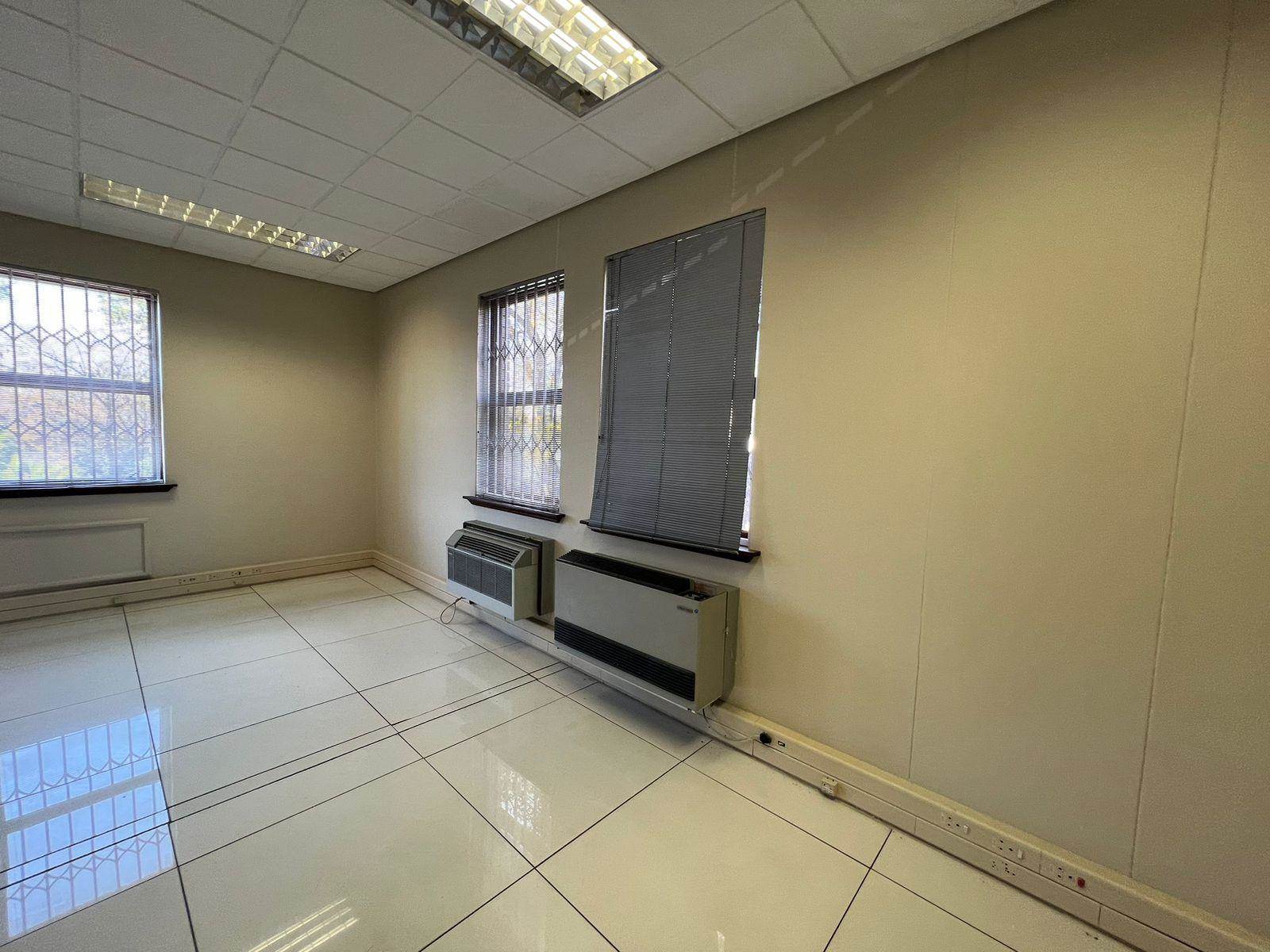 771  m² Commercial space in Rivonia photo number 24