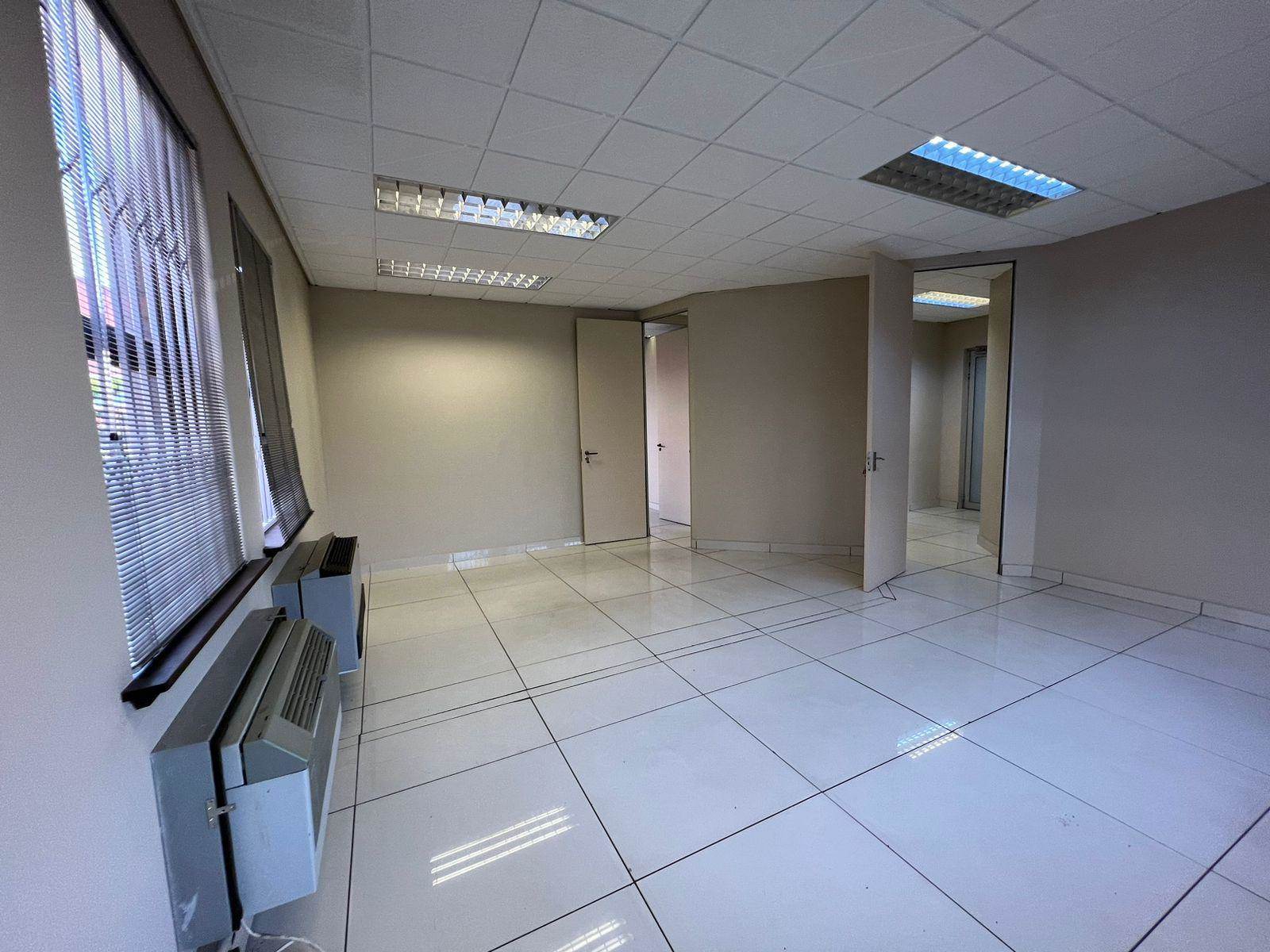 771  m² Commercial space in Rivonia photo number 22