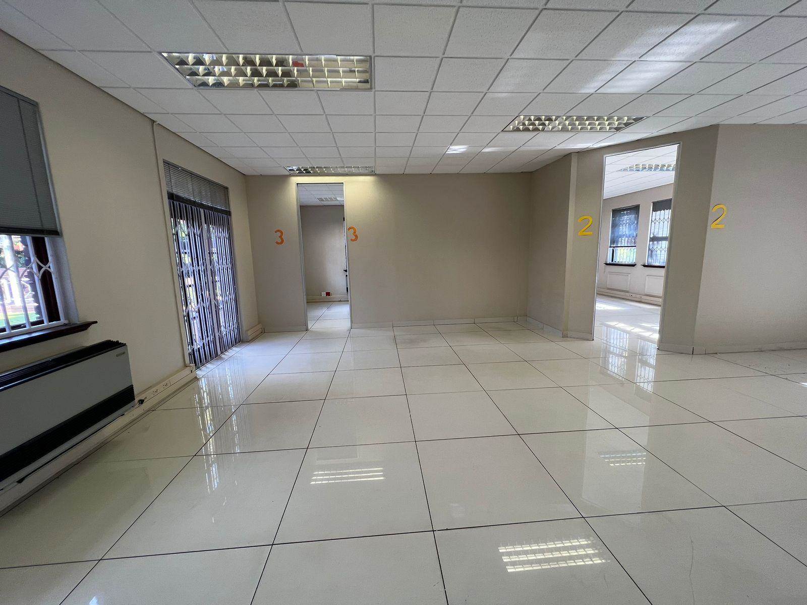 771  m² Commercial space in Rivonia photo number 12