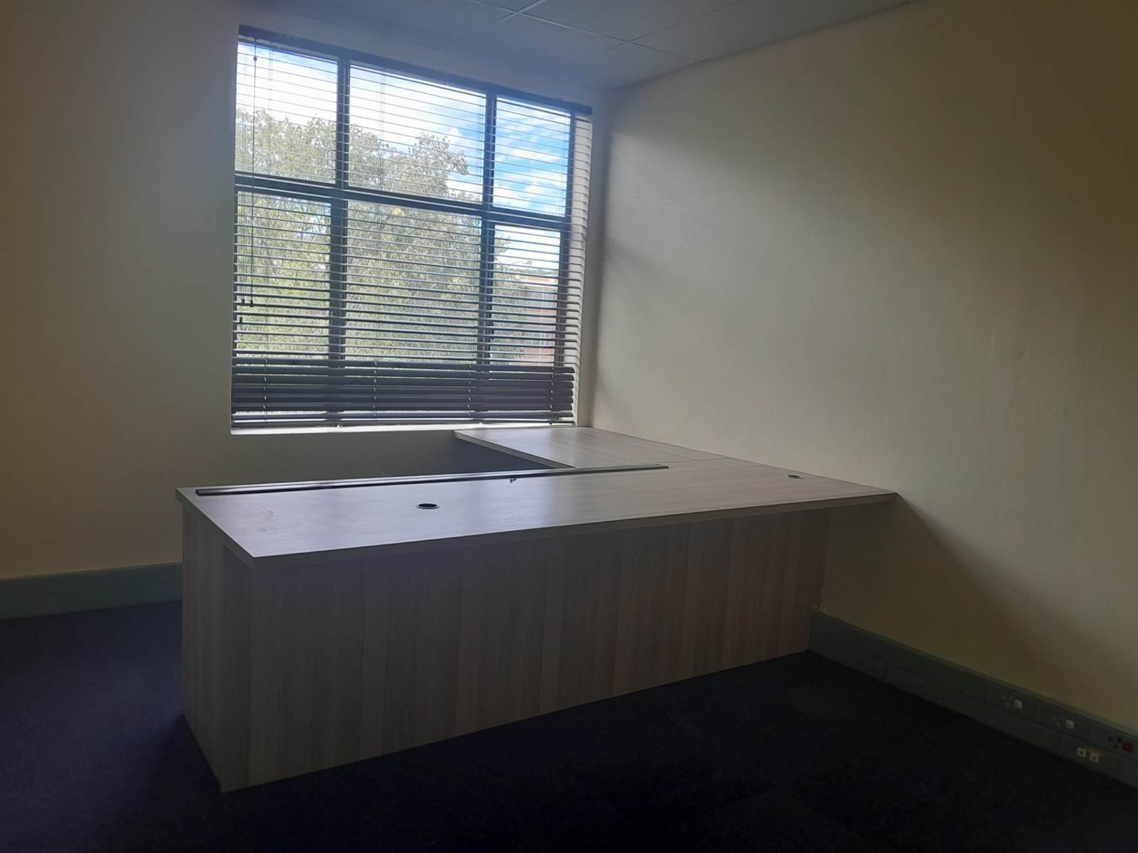 200  m² Office Space in Bloemfontein photo number 9