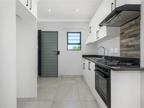 2 Bedroom Flat 2 Bedroom Flat